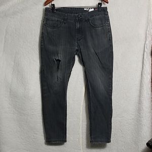 Converse men's size 33